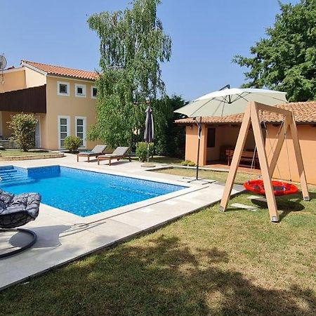 Sunny Garden Villa With Pool Loborika Exterior photo