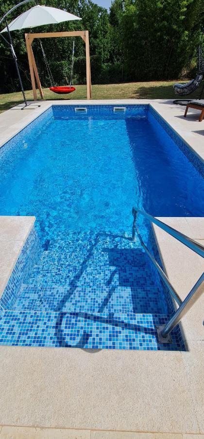Sunny Garden Villa With Pool Loborika Exterior photo