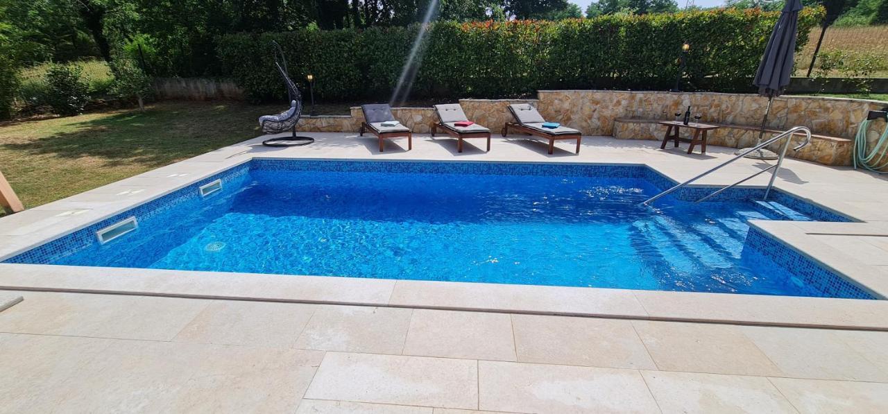 Sunny Garden Villa With Pool Loborika Exterior photo